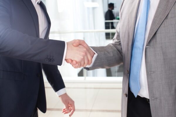 折り合いをつけるの意味とは？例文や使い方、類語・語源を解説 | 国語力アップ.com