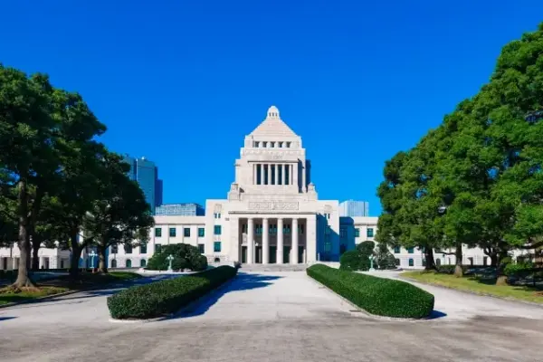 ぼくらの民主主義なんだぜ 200字要約　テスト対策　意味調べノート　筆者の主張